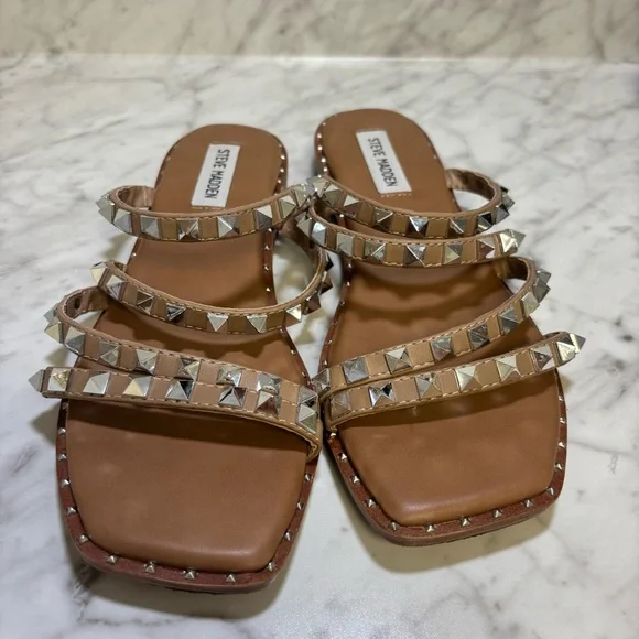 Steve Madden Skyler Tan Studden Sandals 8 WORN ONCE - Picture 4 of 14